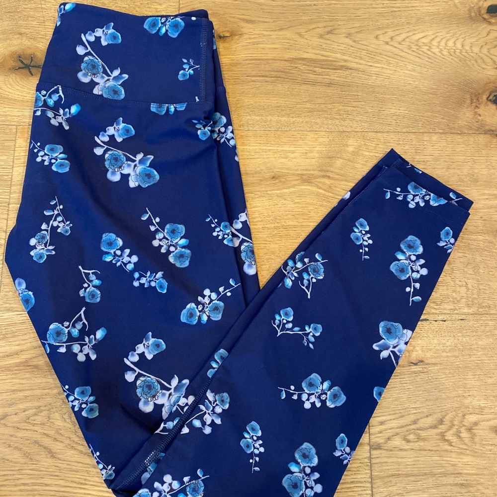 Lorna Jane floral leggings